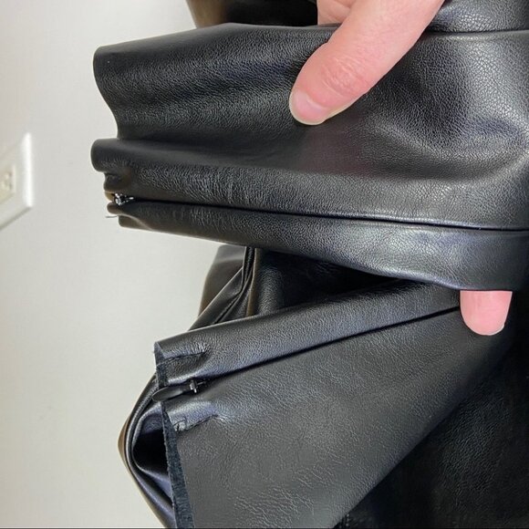 Lulus Vegan Leather Black Trouser Size XS High Rise Zipper Ankle Faux Stride NEW - Picture 8 of 15